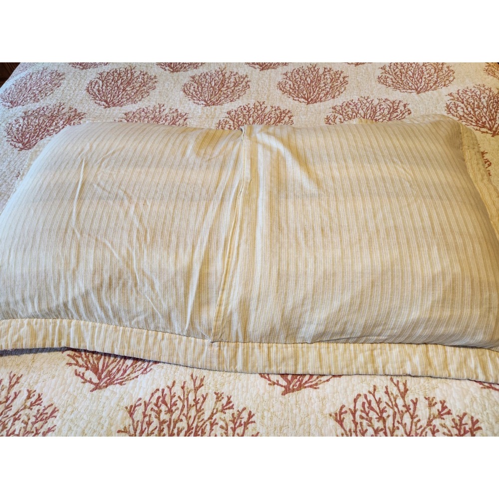 Laura Ashley King Size Quilt Reversible Coral Coast 88 X 100 King  +  2 Shams - Picture 7 of 9